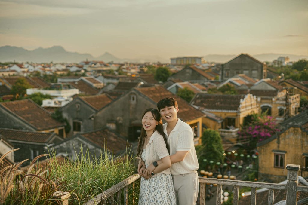 Local photographer in Hoi An