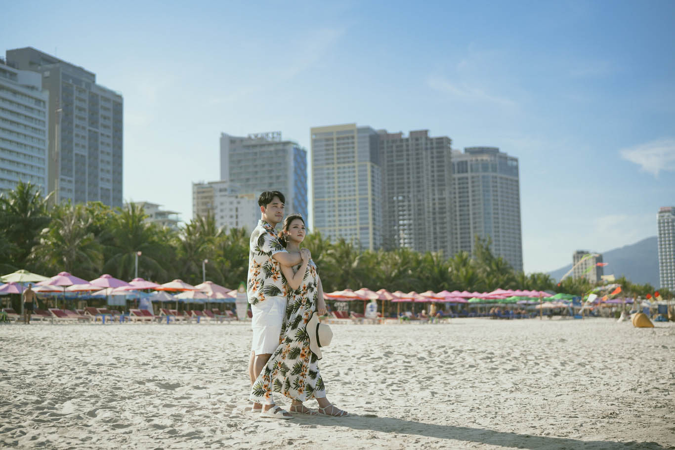 Romantic beach photos at My Khe Beach in Da Nang for couples visiting Vietnam.